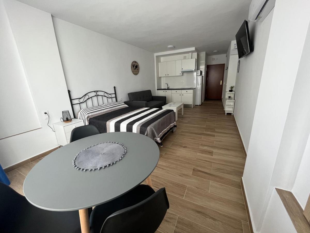 Ver621 - Estudio Con Vistas Al Mar, Wifi, Piscina, Centro A 100 Metros, Playa A 600 Metros ตอร์เรโมลิโนส ภายนอก รูปภาพ